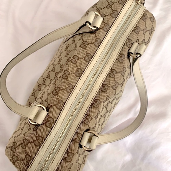 SOLD Gucci canvas tote zip bag/ shoulder bag authentic - Picture 3 of 9